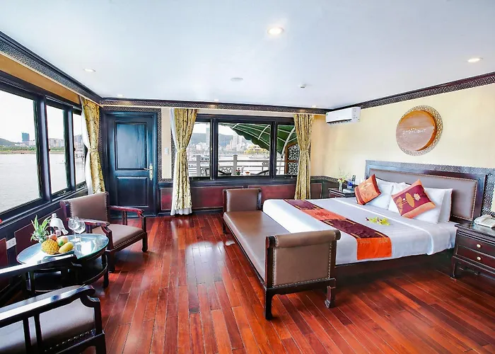 Aurora Cruise 5 Star Bay